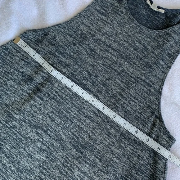 Wilfred Free Racerback Light Grey Tank - Picture 4 of 11